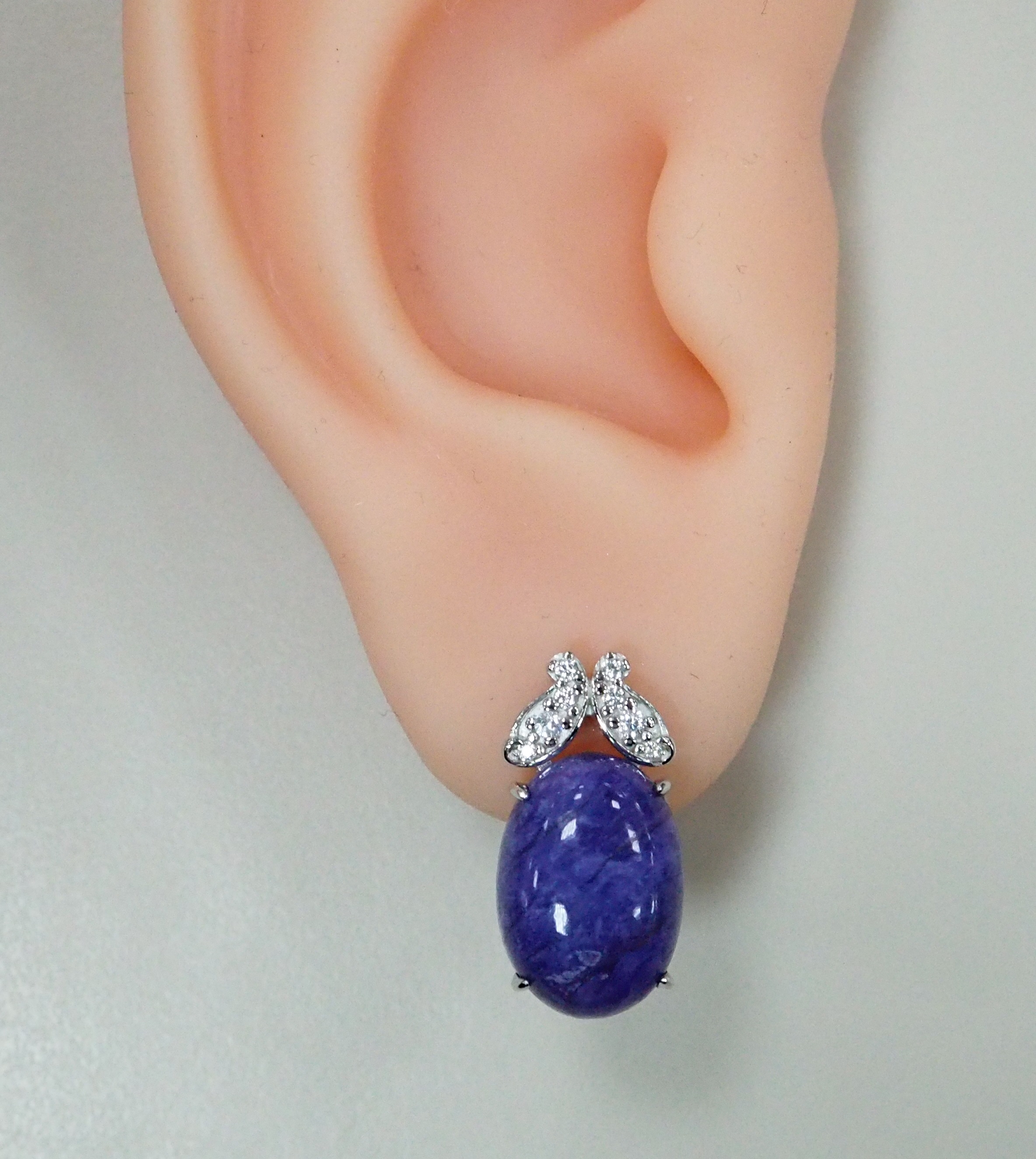 Серебряные серьги с чароитами